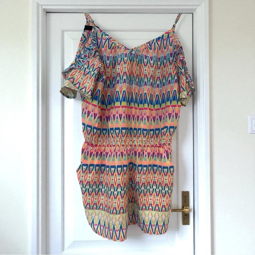 Arizona Women's Romper Multicolor Geometric Print Cold Shoulder Pockets NWT​